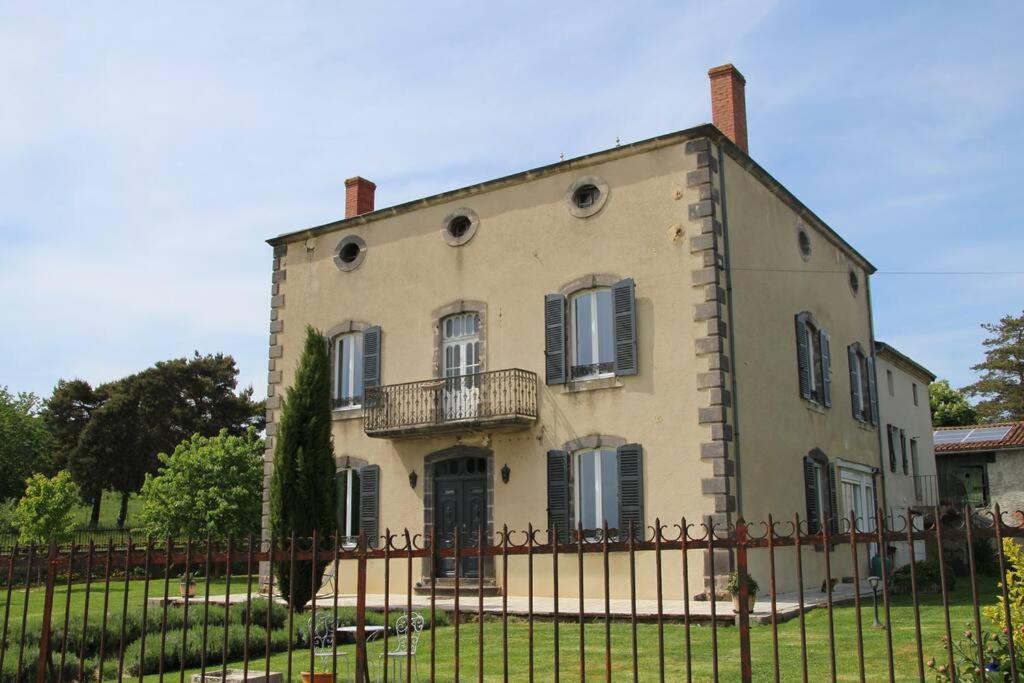 Ideal Voyageurs & Travailleurs Cherchant Du Calme Manglieu エクステリア 写真